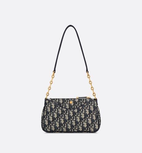 Dior 30 Montaigne Hobo Avenue Mini: The beauty of elegance